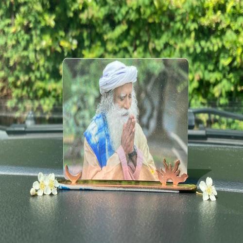 Car Stand Photo Devi(KumKum)/Sadhguru